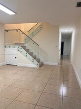 200 SW 113th Ave in Miami, FL - Building Photo - Building Photo