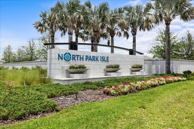 1680 Hazy Sea Dr in Plant City, FL - Building Photo - Building Photo
