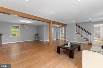 6023 Walhonding Rd in Bethesda, MD - Building Photo - Building Photo