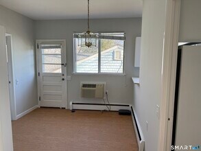 7 McAllister Ave in Norwalk, CT - Building Photo - Building Photo