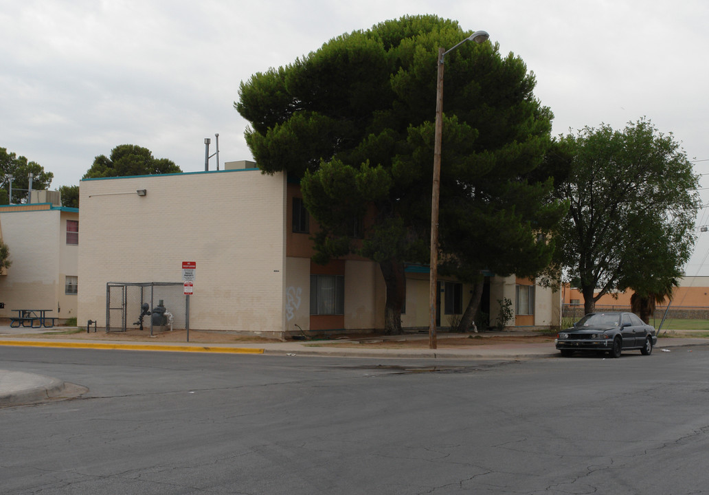 Rio Grande in El Paso, TX - Building Photo