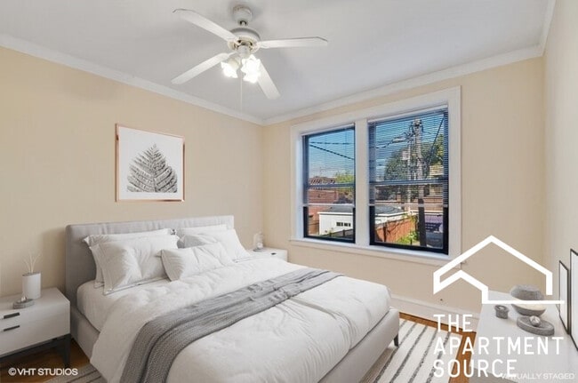 1450 W Byron St, Unit 1 in Chicago, IL - Building Photo - Building Photo