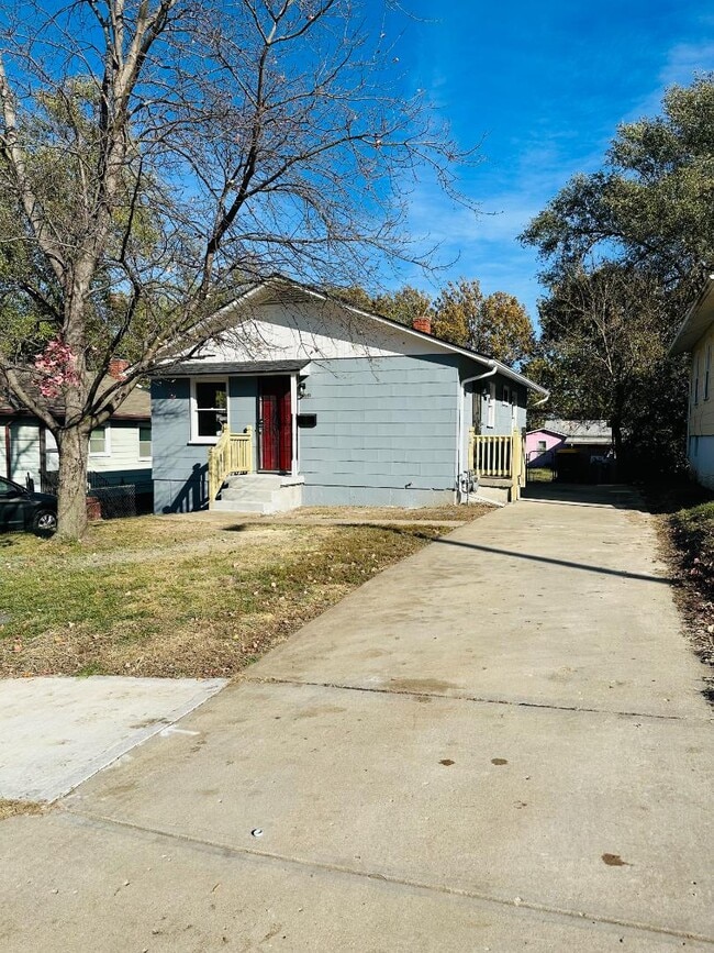property at 4551 Lister Ave