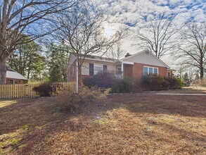 6955 Navaho Rd in Richmond, VA - Building Photo - Building Photo