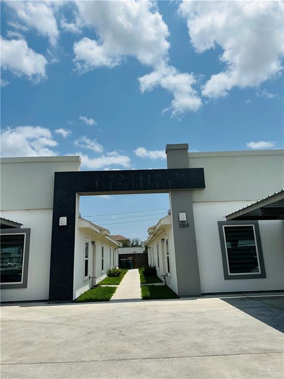 property at 8 South Dr