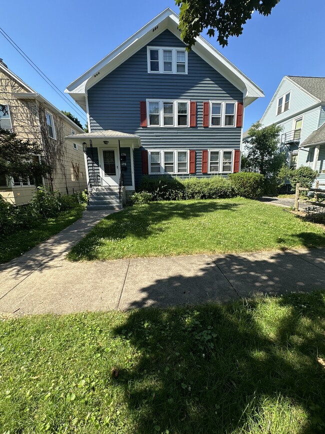 176 Hillside Ave, Unit 176 hillside avenue