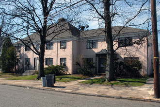 100 Chestnut St in West Orange, NJ - Building Photo - Building Photo