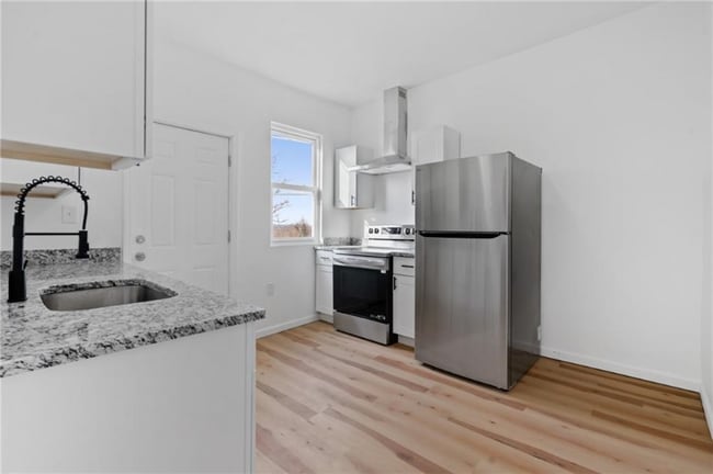 7711 Westmoreland Ave in Pittsburgh, PA - Building Photo - Building Photo