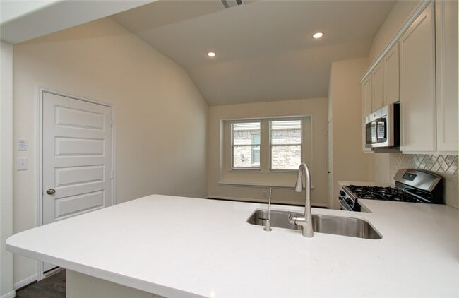 property at 8414 Beacon Bay Cir