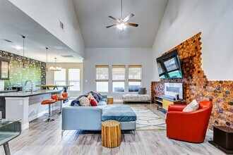 7314 Saddle Tree Dr in Spring, TX - Building Photo - Building Photo