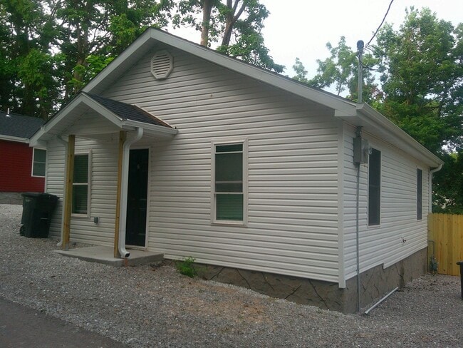 2 Smarr Ct in Columbia, MO - Building Photo - Building Photo