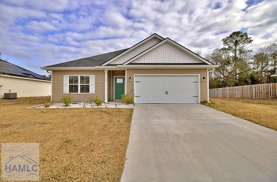 805 Meloney Dr, Unit 0603 in Hinesville, GA - Foto de edificio