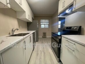 431 Martha St in Burlington, ON - Building Photo - Building Photo