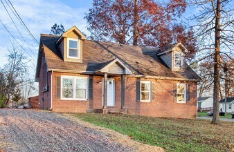 591 Garnet Dr in Clarksville, TN - Building Photo - Building Photo