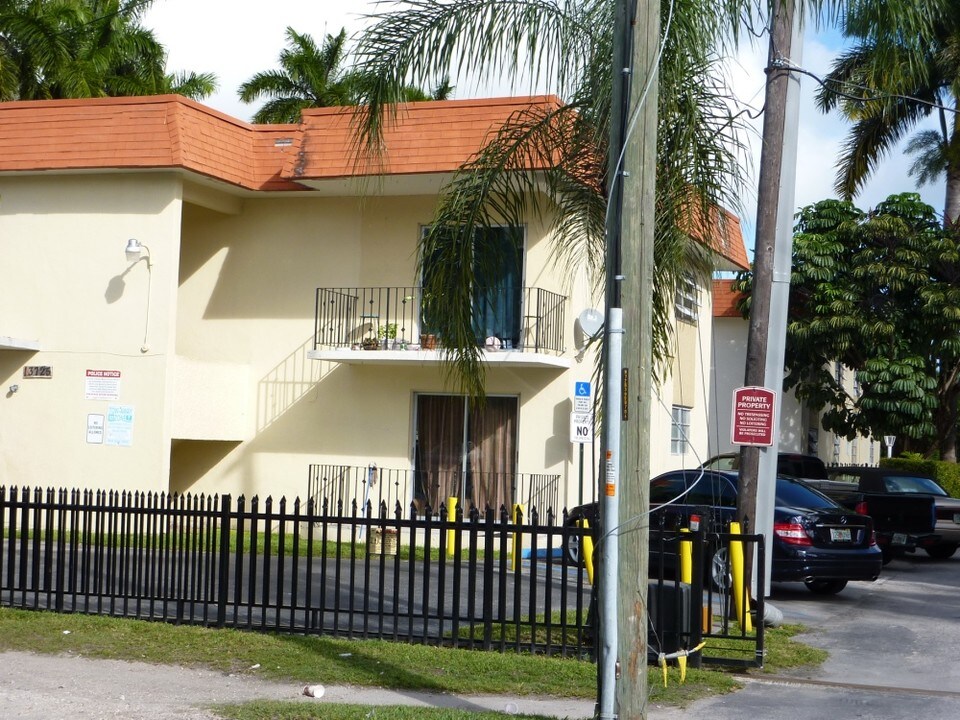 Pier 44 Condos in North Miami, FL - Building Photo