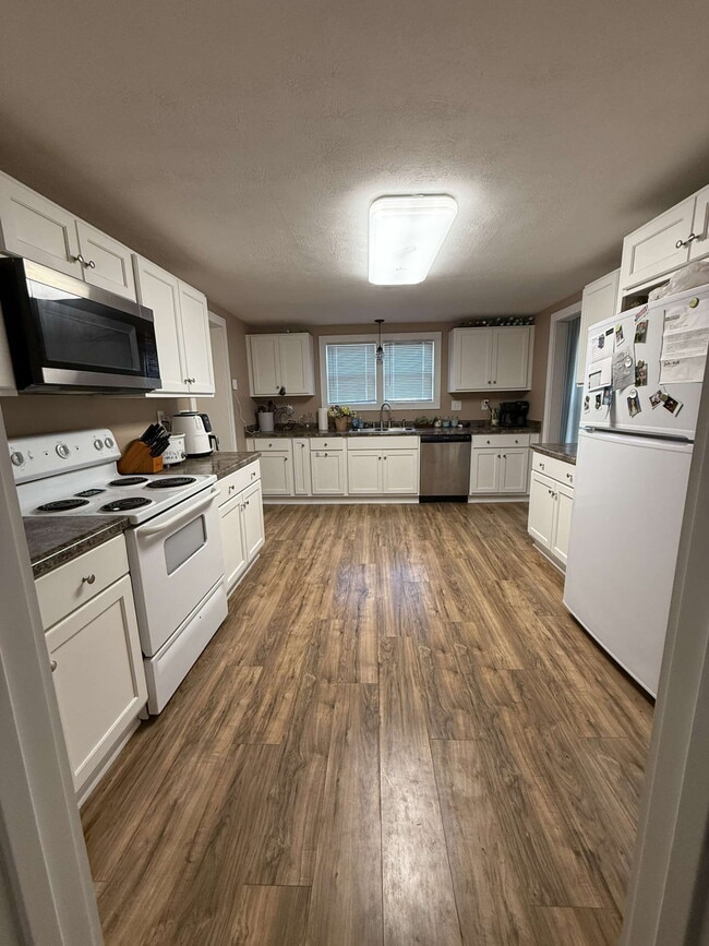 2801 Maple Ave in Terre Haute, IN - Building Photo - Building Photo