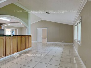 8220 NW 3rd Pl in Coral Springs, FL - Building Photo - Building Photo