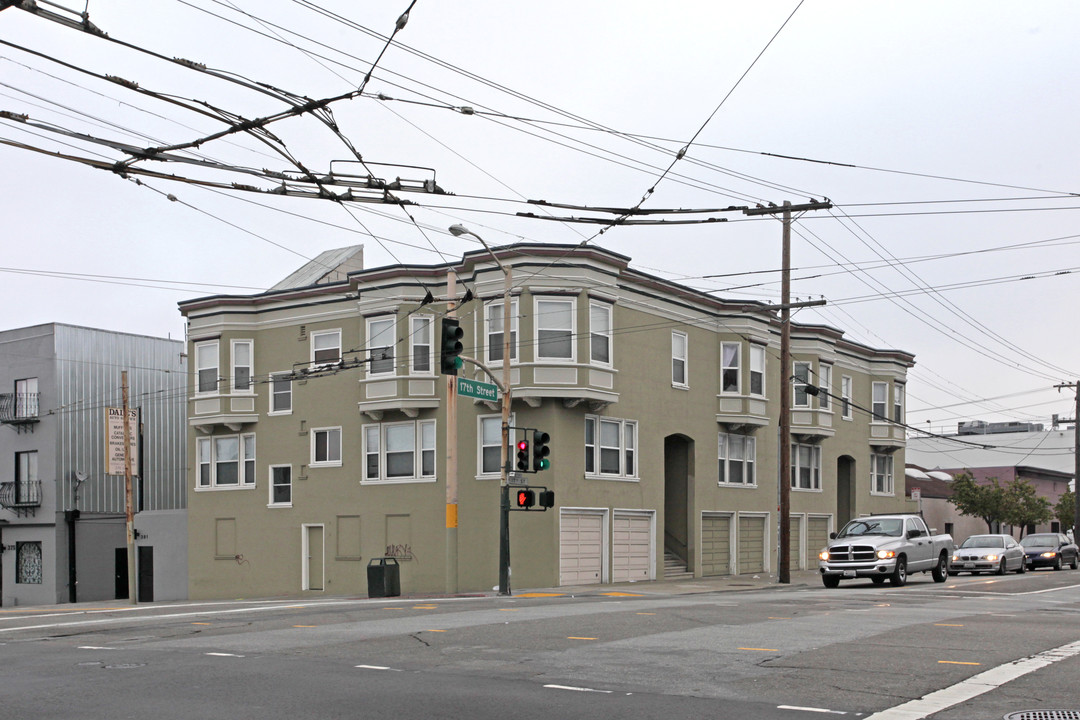 2330-2346 Seventeenth Street in San Francisco, CA - Building Photo