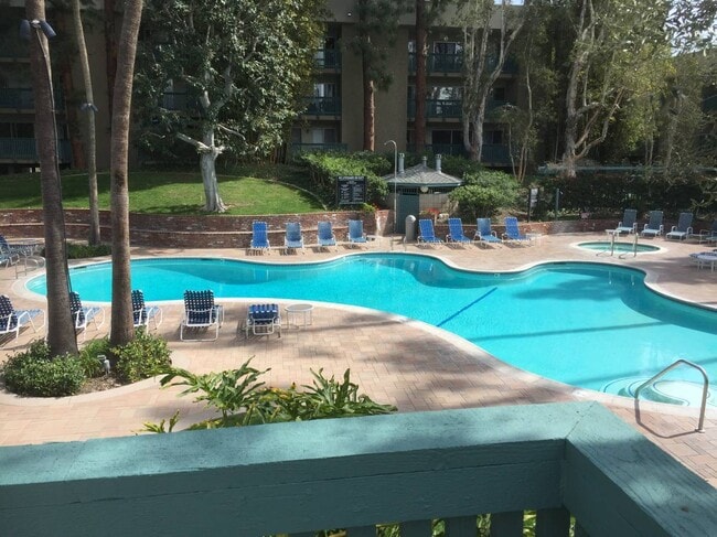 property at 448 N Bellflower Blvd