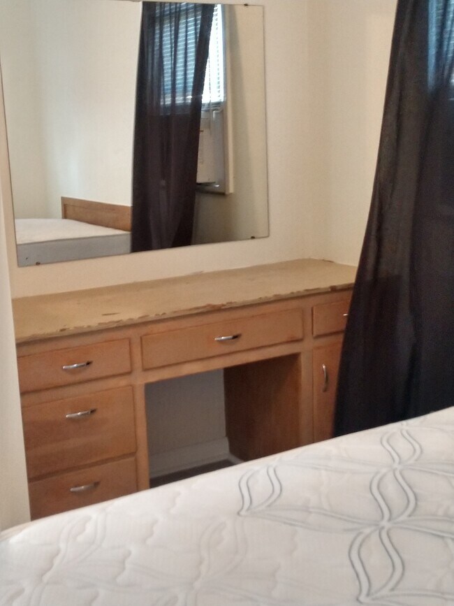321 W 5th St, Unit D in Cookeville, TN - Building Photo - Building Photo
