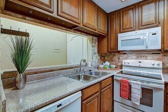 2406 Rio Grande St in Austin, TX - Building Photo - Building Photo