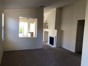 2149 Horseshoe Glen Cir in Folsom, CA - Building Photo - Building Photo