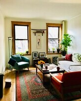 1064 Beacon St, Unit 3 in Brookline, MA - Building Photo