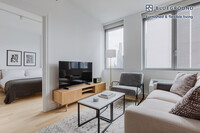 550 W 54th St in New York, NY - Building Photo - Building Photo