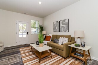 929 Ranchero St in Statesville, NC - Building Photo - Building Photo