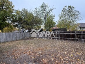 7135 Grassy Trail in San Antonio, TX - Building Photo - Building Photo