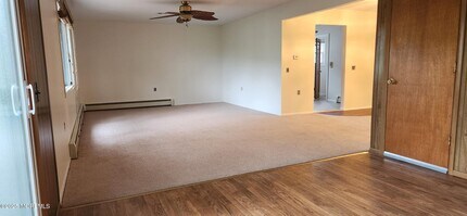 6 Panama Ct in Toms River, NJ - Building Photo - Building Photo