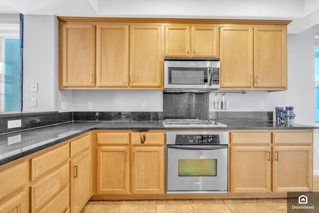 955 Pavilion Loop in San Jose, CA - Building Photo - Building Photo