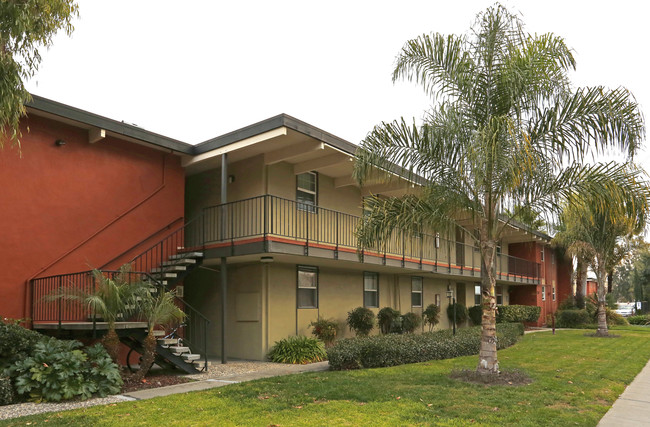 La Palma Apartments in Santa Clara, CA - Building Photo - Building Photo