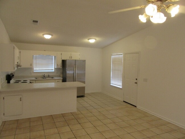 5111 Flint Ave in Panama City, FL - Building Photo - Building Photo