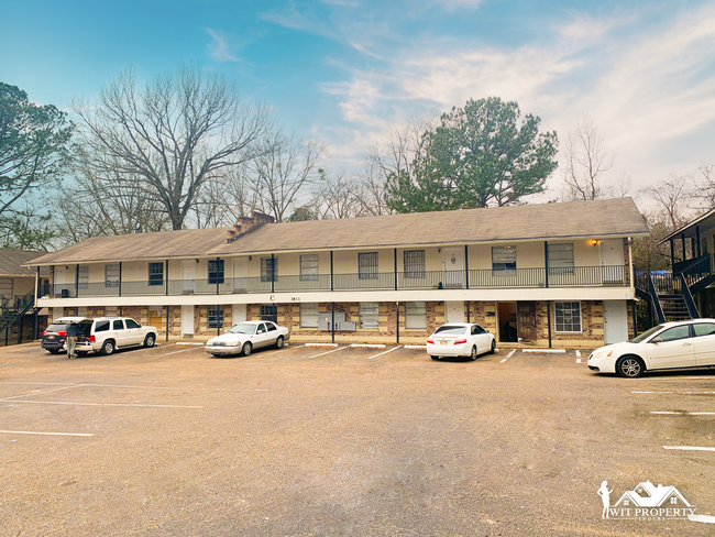 3811 Mosley Ave in Jackson, MS - Building Photo - Building Photo