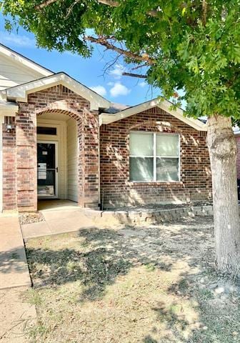 1737 White Feather Ln in Fort Worth, TX - Building Photo