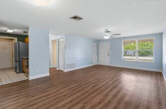 9376 Manati St in Spring Hill, FL - Building Photo - Building Photo