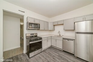 2803 - 2813 Belleview Apartments