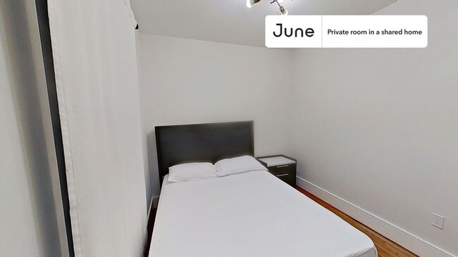 Room in Shared 5 bed/2 bath home in Boston, MA - Building Photo - Building Photo