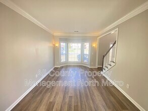 1610 Elgaen Pl Dr in Roswell, GA - Building Photo - Building Photo