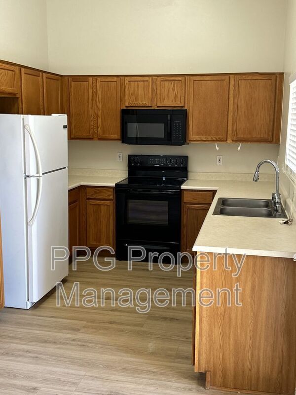 16263 W Superior Ave in Goodyear, AZ - Building Photo - Building Photo