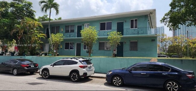 property at 435 SW 5th Ave