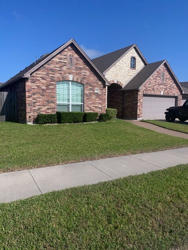 property at 7634 Rancho Vista Blvd