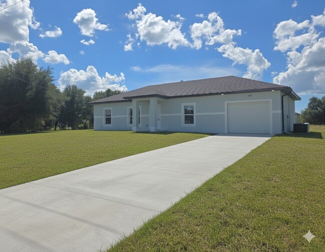4702 Flora Ave S in Lehigh Acres, FL - Building Photo - Building Photo