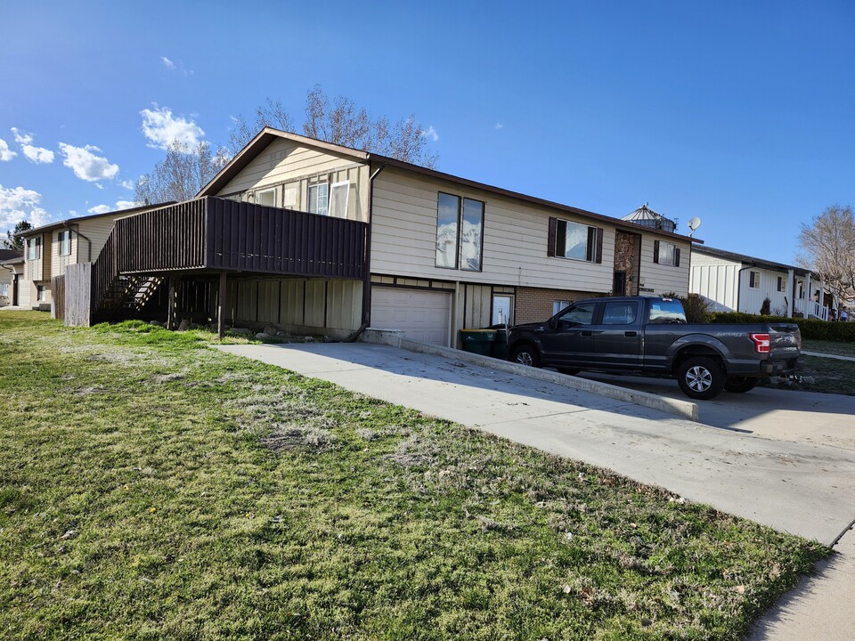 846 1590 W in Orem, UT - Foto de edificio