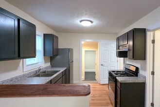 764 Louis Ave in Muskegon, MI - Building Photo - Building Photo