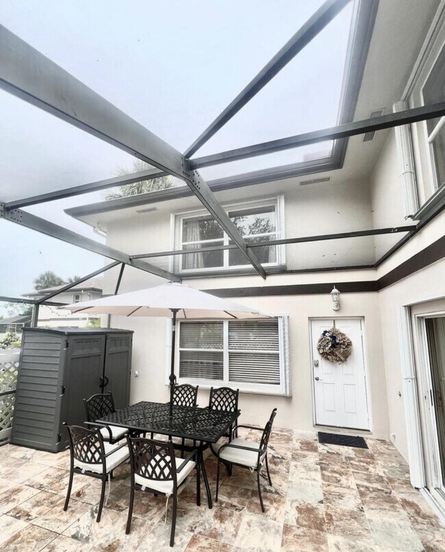 40 Essex Ct in Royal Palm Beach, FL - Building Photo - Building Photo