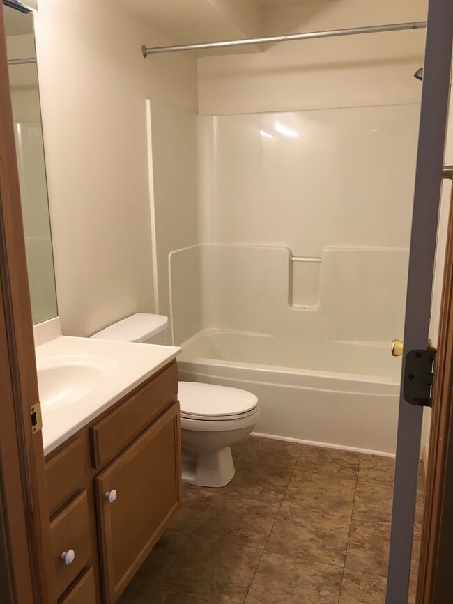 256 College Ave in Valparaiso, IN - Building Photo - Building Photo