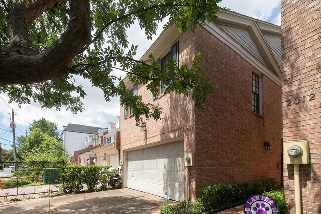 2014 McDuffie St in Houston, TX - Foto de edificio - Building Photo