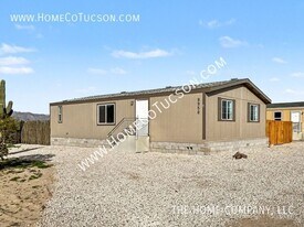 9950 N El Uno Minor in Tucson, AZ - Building Photo